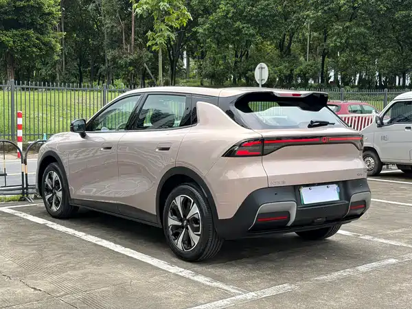 Changan Qiyuan Q05 2025