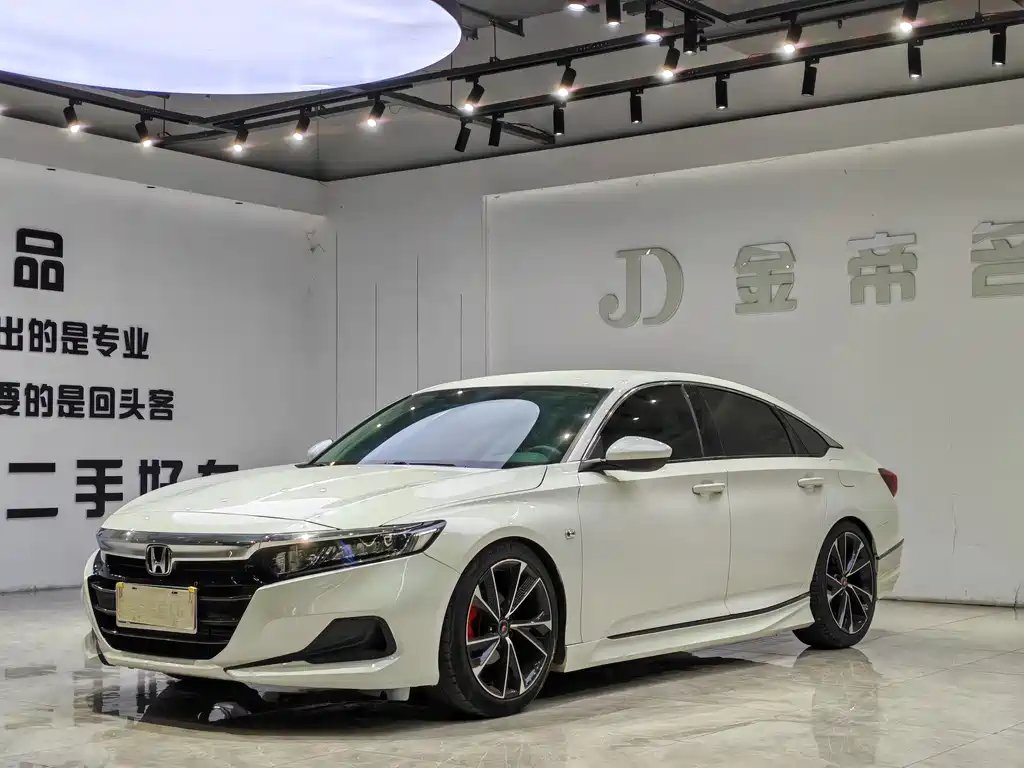Honda Accord 2022 — фото 1