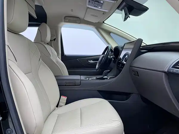 Toyota Vellfire 2023