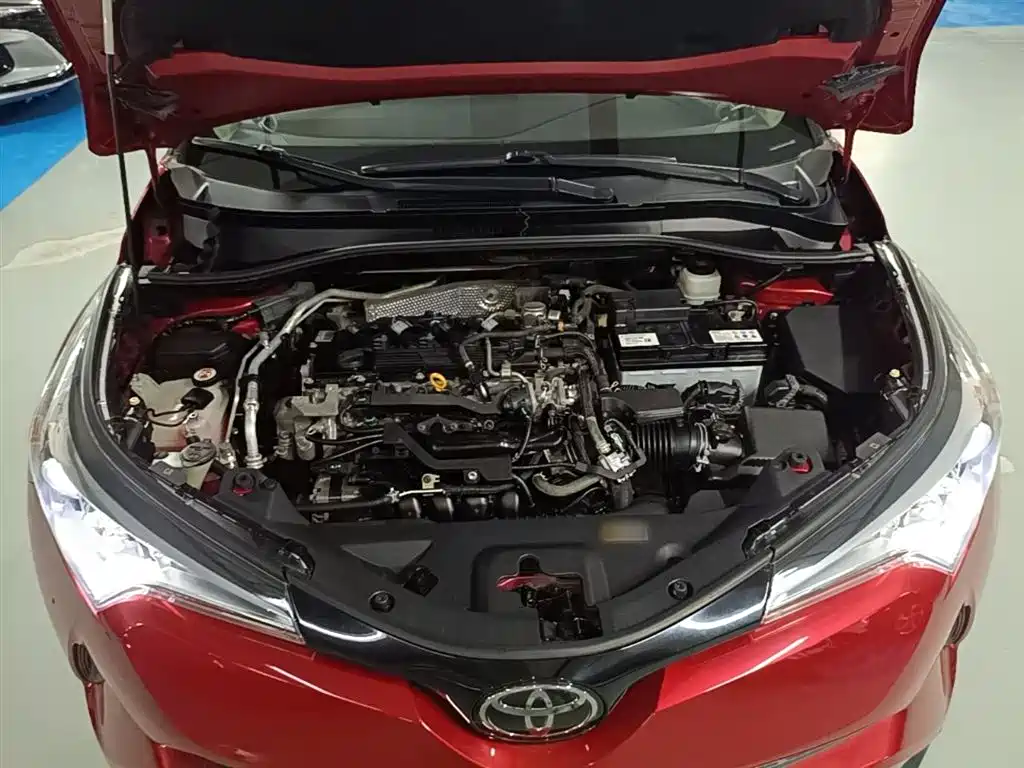 Toyota C-HR 2020 — фото 20