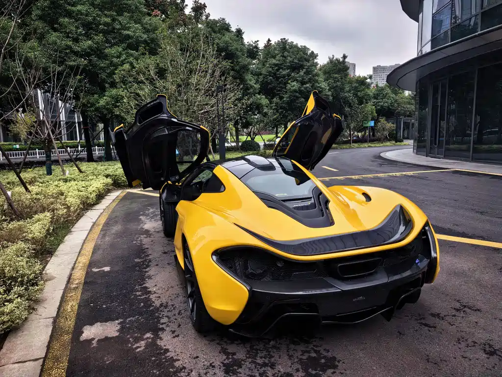 McLaren P1 2015 — фото 13