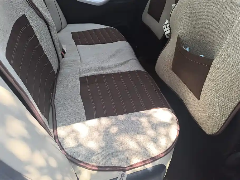 Changan V7 2015 — фото 11