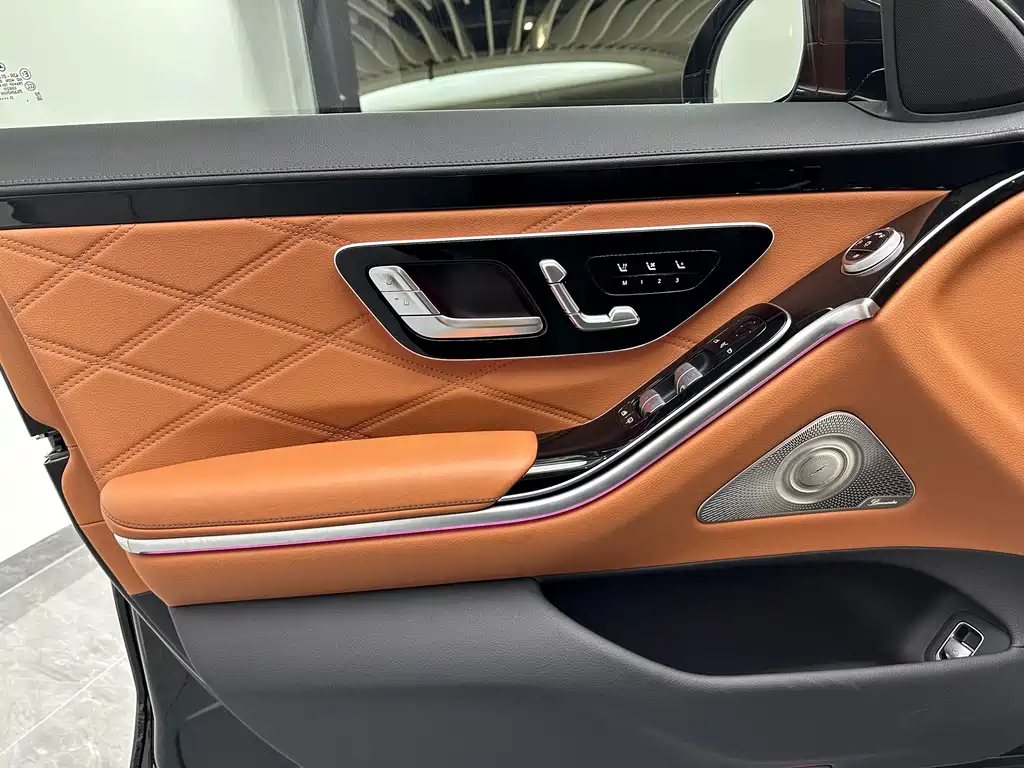 Mercedes-Benz S-Class 2025 — фото 24