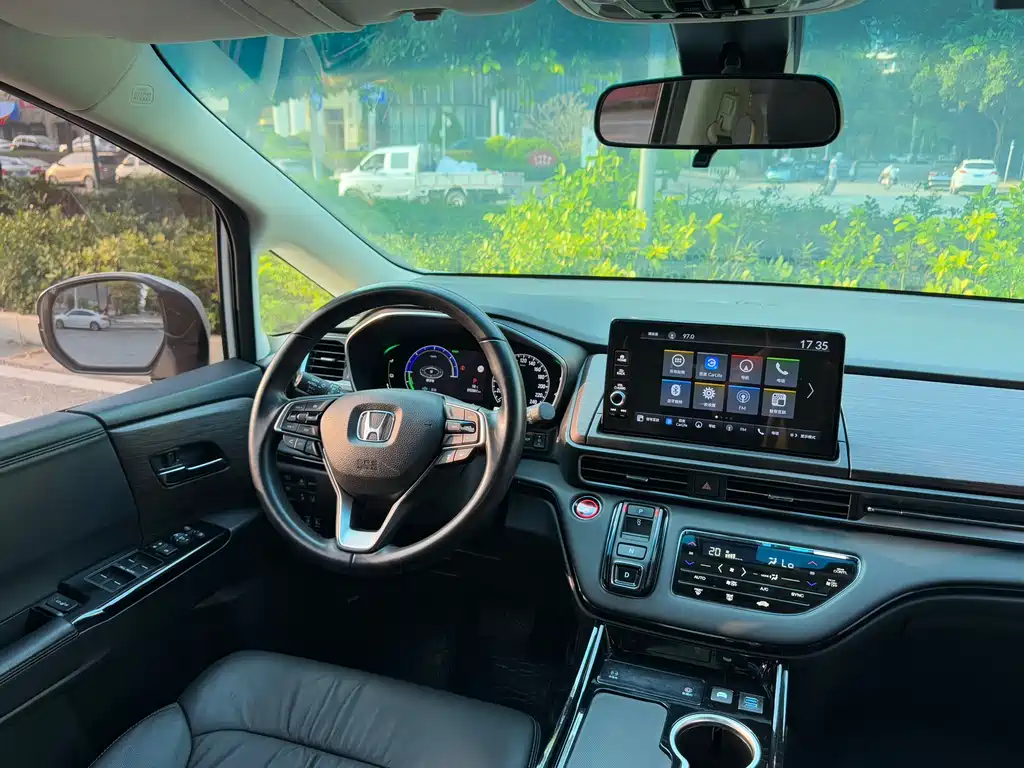 Honda Odyssey 2022 — фото 18
