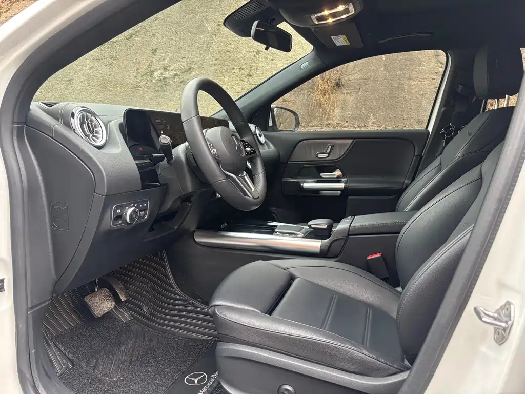 Mercedes-Benz GLA 2023 — фото 8