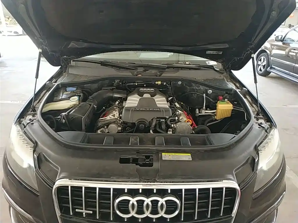 Audi Q7 2015 — фото 20