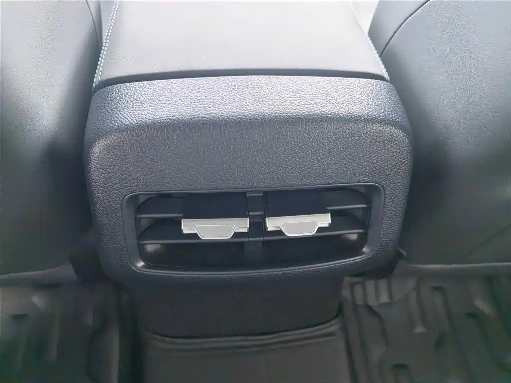 BYD Qin PLUS 2025 — фото 12