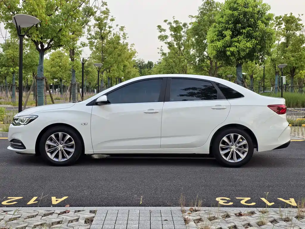 Chevrolet Cruze 2022