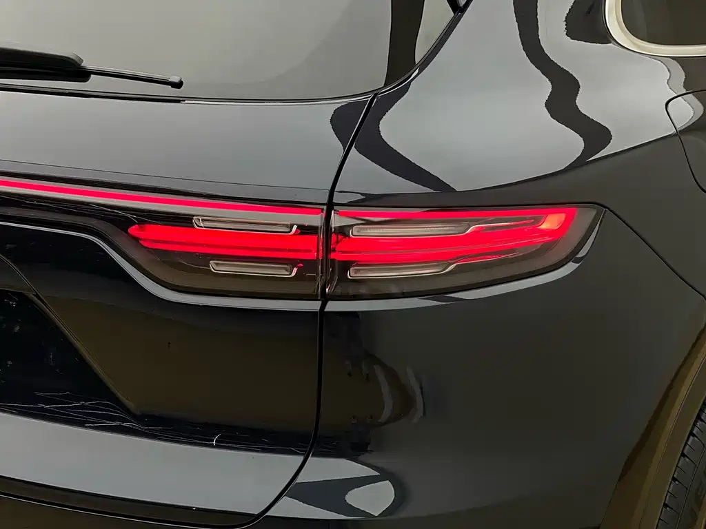 Porsche Cayenne 2018 — фото 19