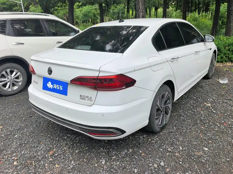 Volkswagen Bora 2023