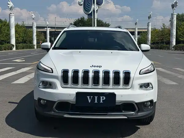 Jeep Cherokee 2016