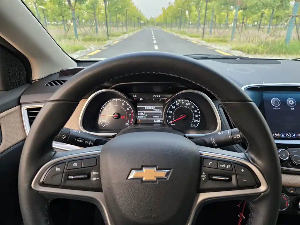 Chevrolet Cruze 2022 — фото 13