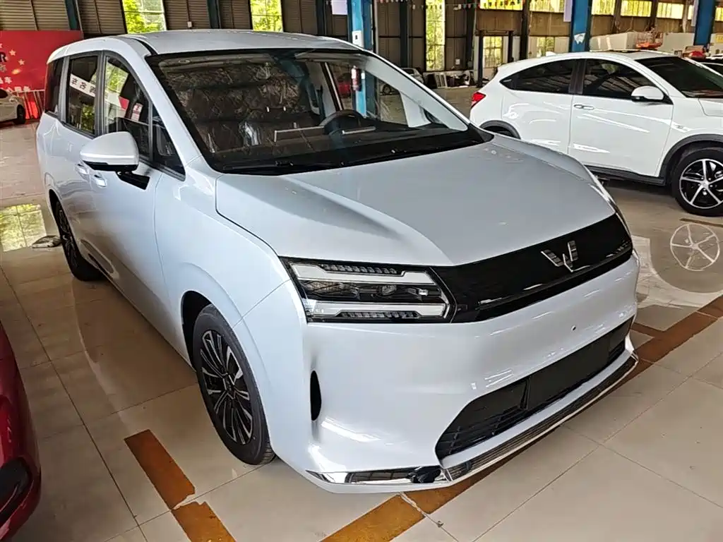 Wuling Starlight 730 EV 2026 — фото 4