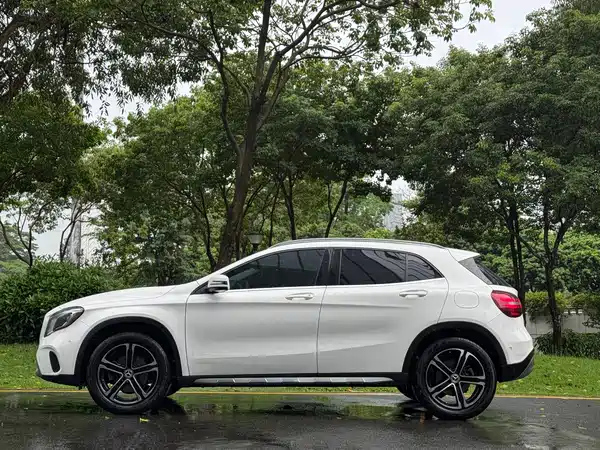 Mercedes-Benz GLA 2018