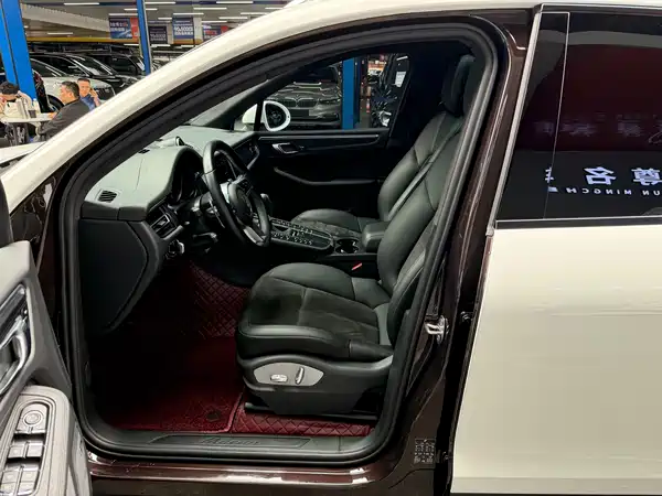 Porsche Macan 2022