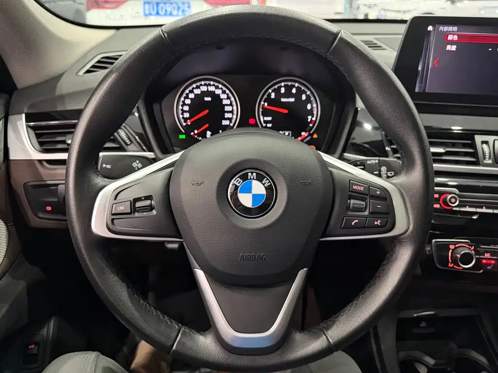 BMW X1 2022 — фото 13