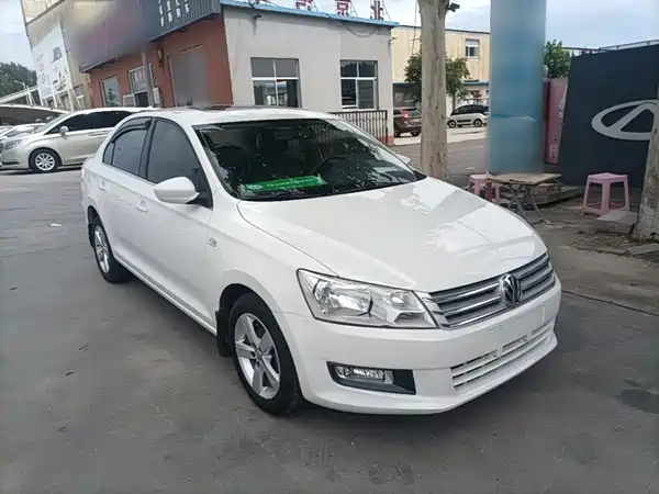 Volkswagen Santana 2014