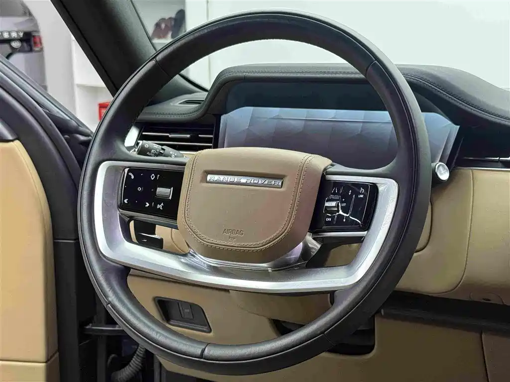 Land Rover Range Rover 2024 — фото 11