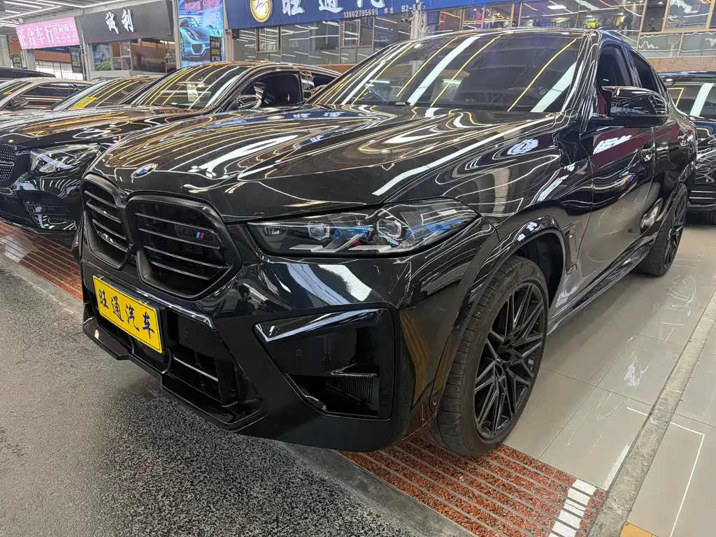 BMW X6 M 2023 — фото 1