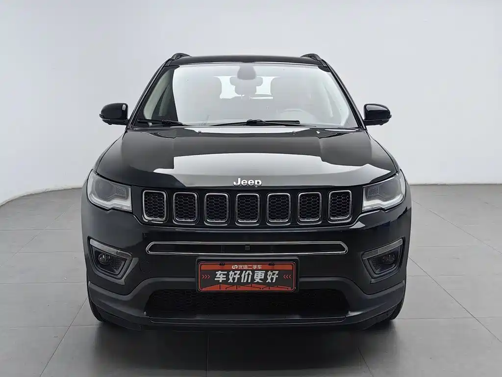 Jeep Compass 2018 — фото 3