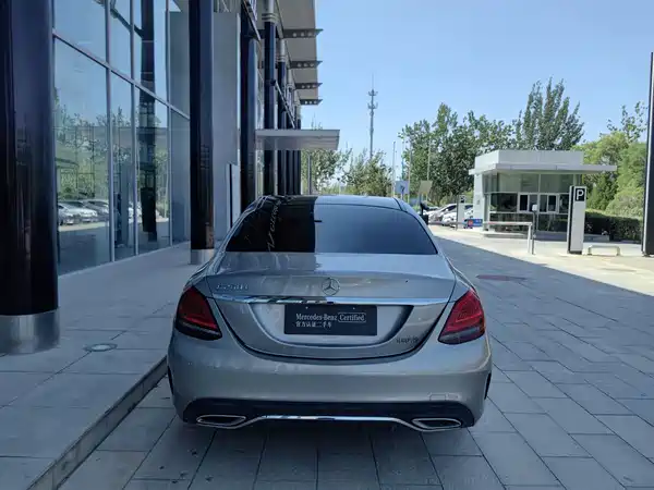 Mercedes-Benz C-Class 2021