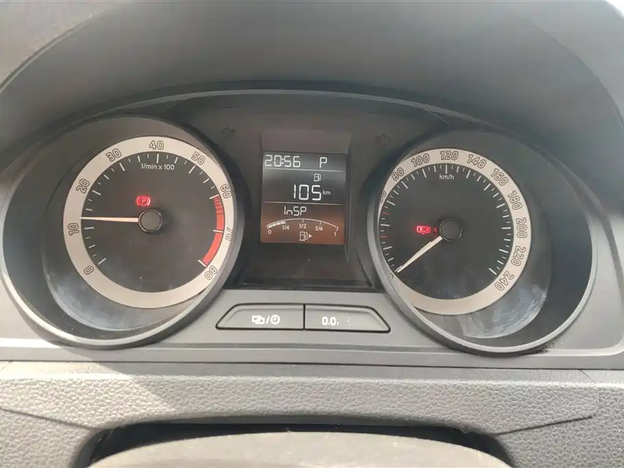 Skoda Rapid Spaceback 2019 — фото 14