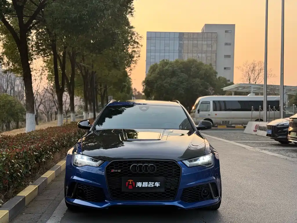 Audi RS 6 2017 — фото 2