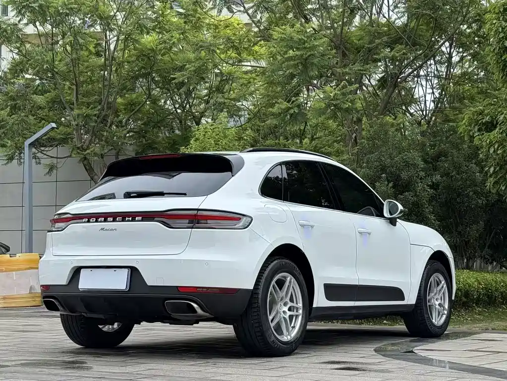 Porsche Macan 2020 — фото 9