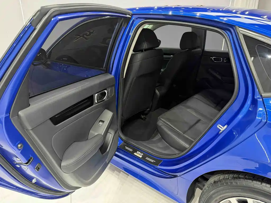 Honda Civic 2022 — фото 15