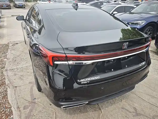 Buick LaCrosse 2025