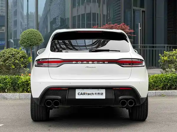 Porsche Macan 2022