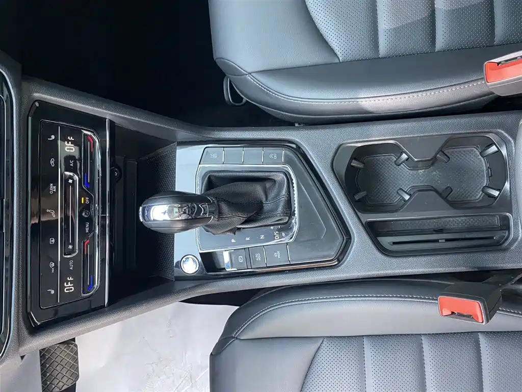 Volkswagen Tharu 2022 — фото 20