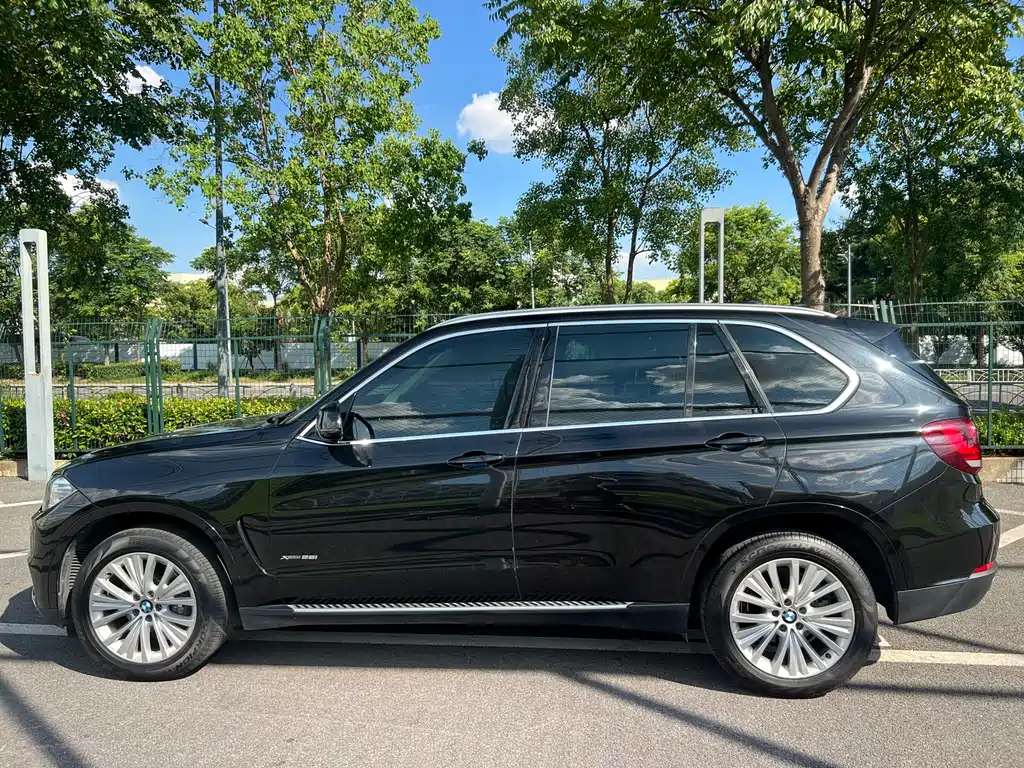 BMW X5 2017 — фото 7