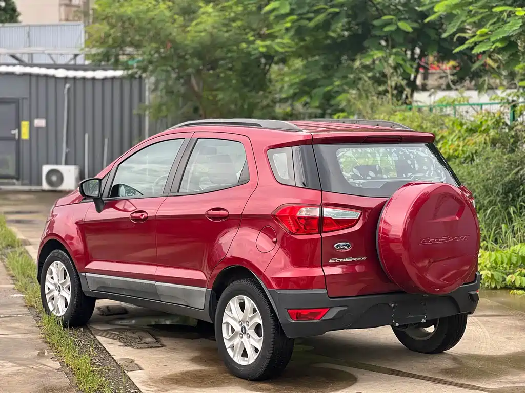 Ford EcoSport 2017 — фото 8