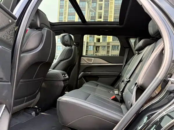 Cadillac XT5 2025