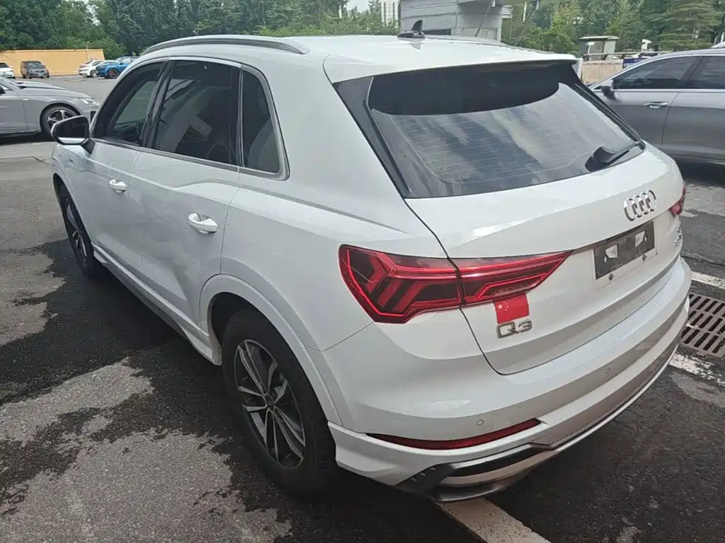 Audi Q3 2021