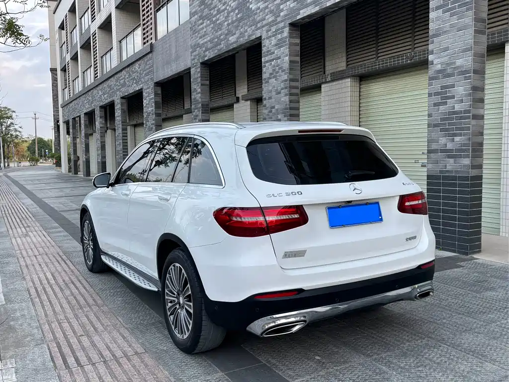 Mercedes-Benz GLC 2016