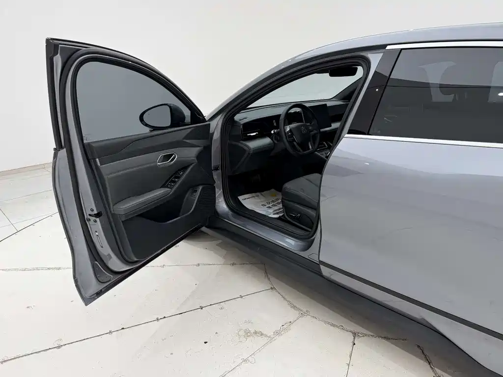 BYD Qin L 2025 — фото 15