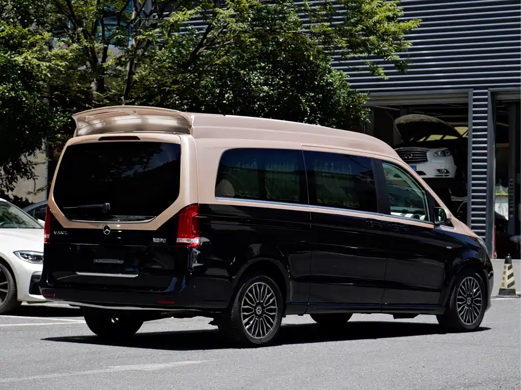 Mercedes-Benz V-Class 2020 — фото 4