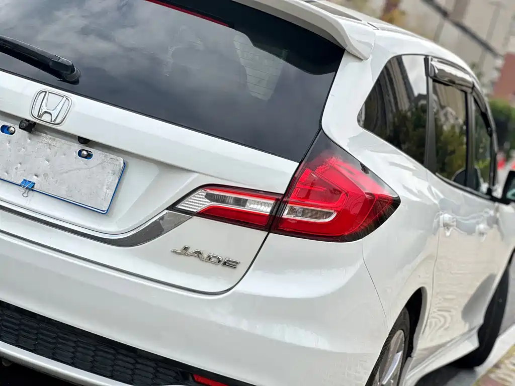 Honda Jade 2017 — фото 13