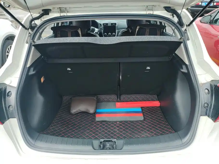 Nissan Tiida 2019