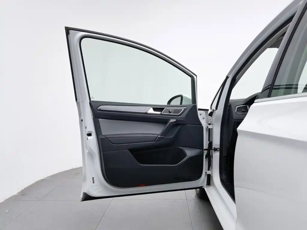Volkswagen Golf Jialu 2019 — фото 8