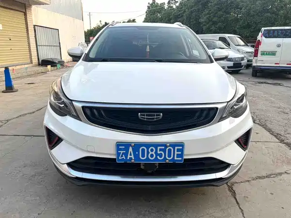 Geely Emgrand GS 2021