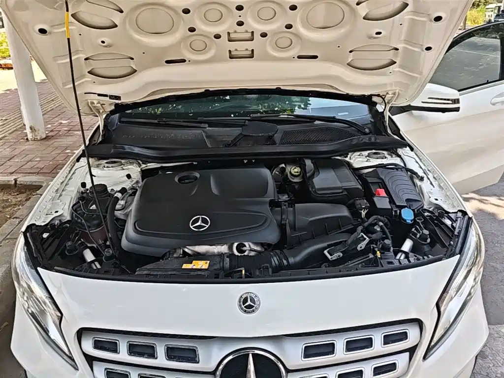 Mercedes-Benz GLA 2017 — фото 20