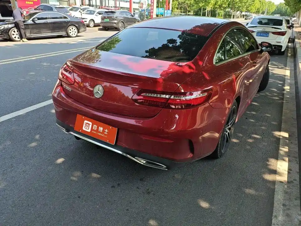 Mercedes-Benz E-Class 2018 — фото 11