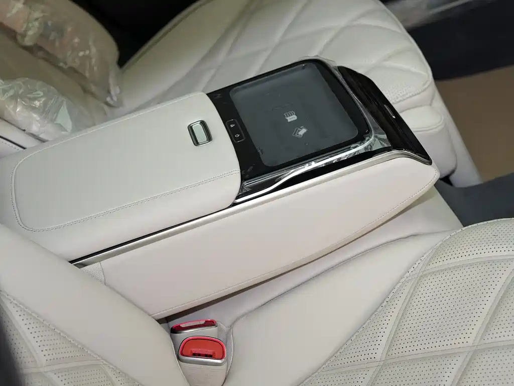 Mercedes-Benz Maybach S-Class 2025 — фото 14