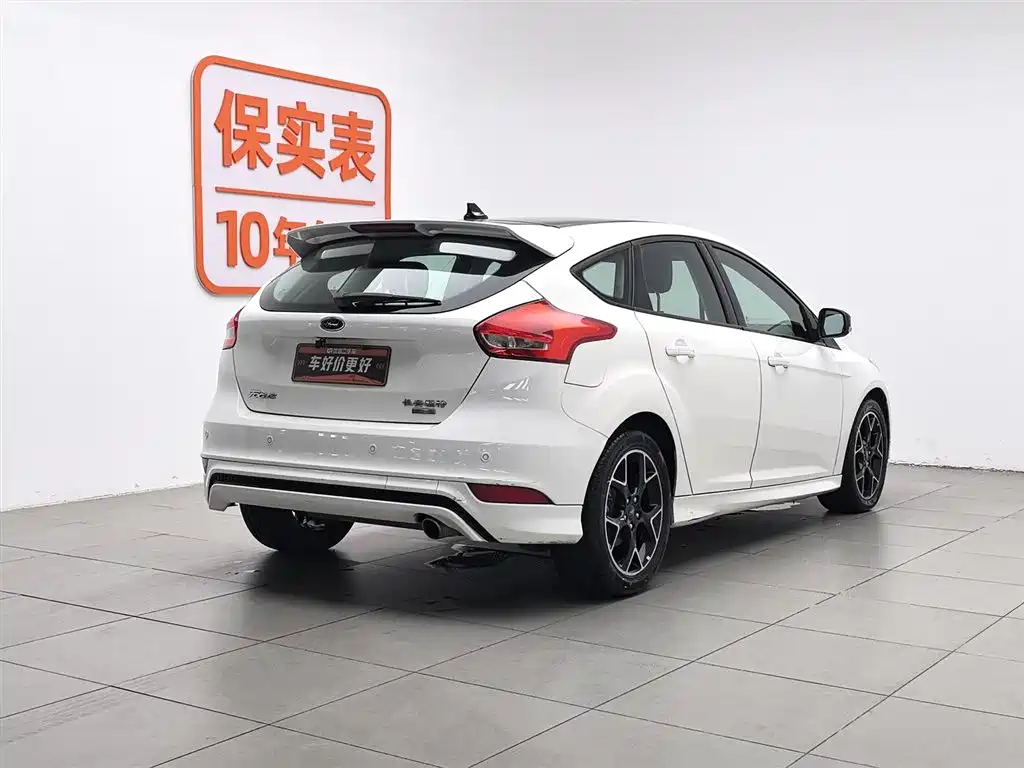 Ford Focus 2017 — фото 2