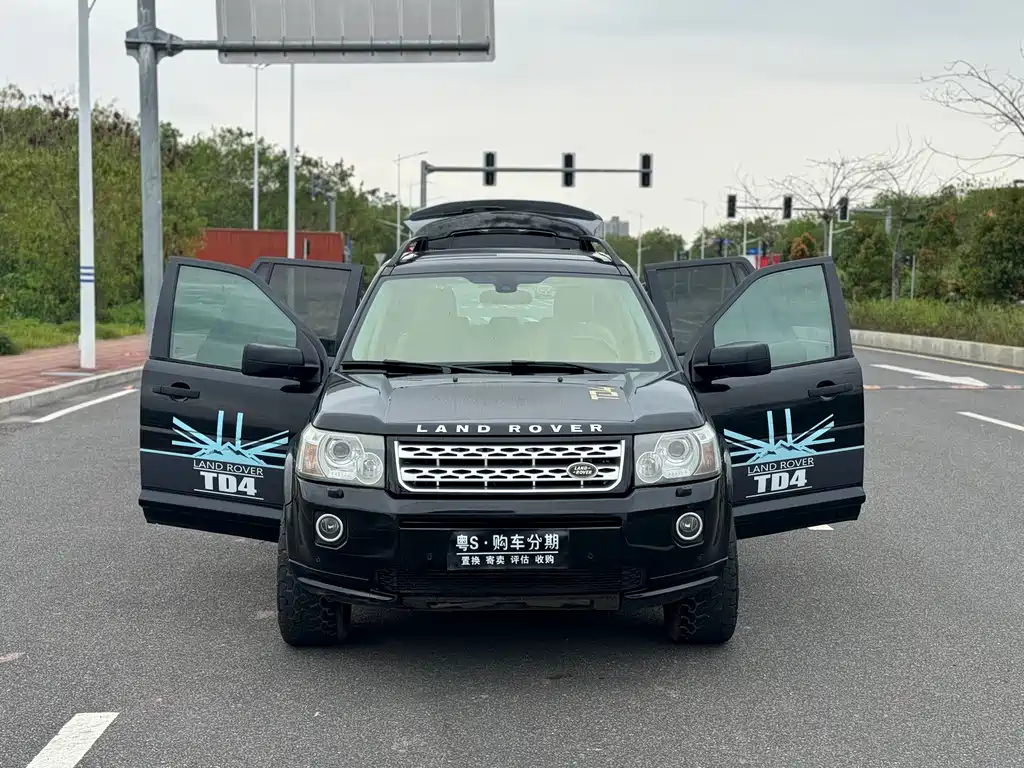 Land Rover Freelander 2 2010 — фото 25