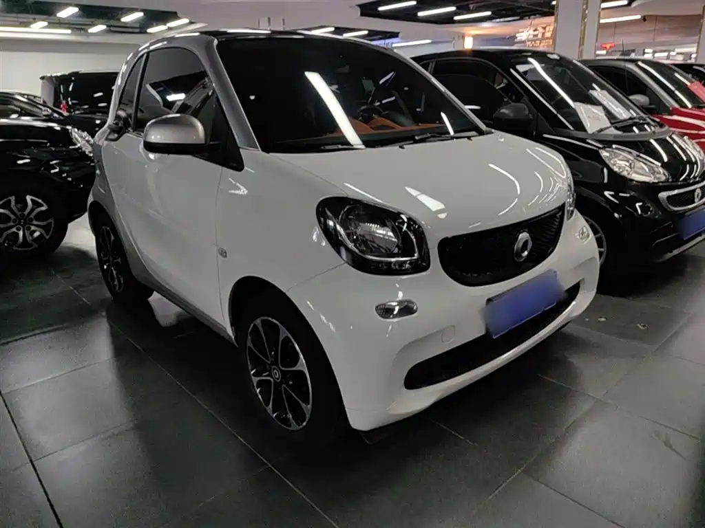 smart Fortwo 2016 — фото 4