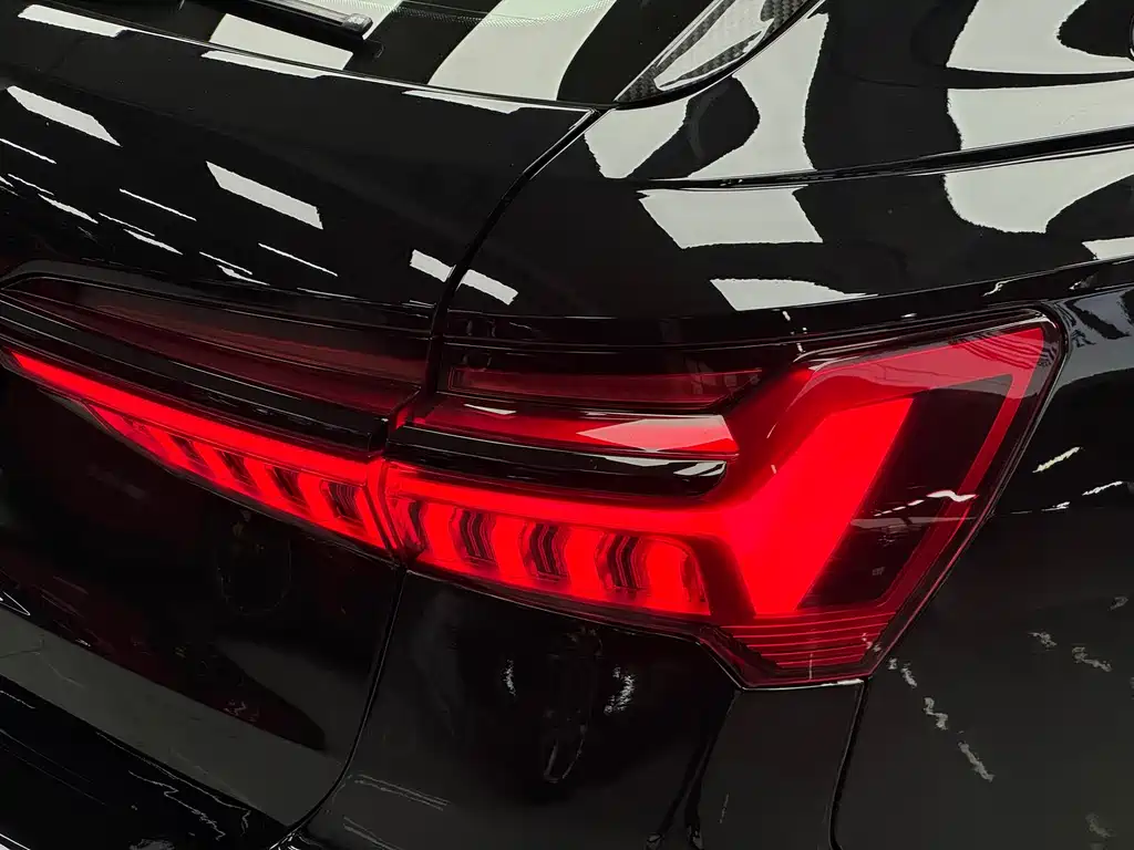 Audi A6 2024 — фото 13